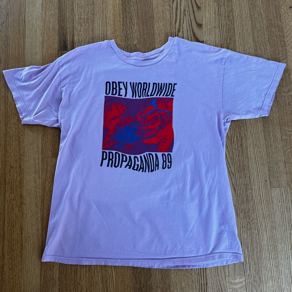 Obey worldwide lavender tee size L